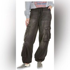 NWT Blank NYC Women’s Black Denim Cargo Joggers Pants - Size 24